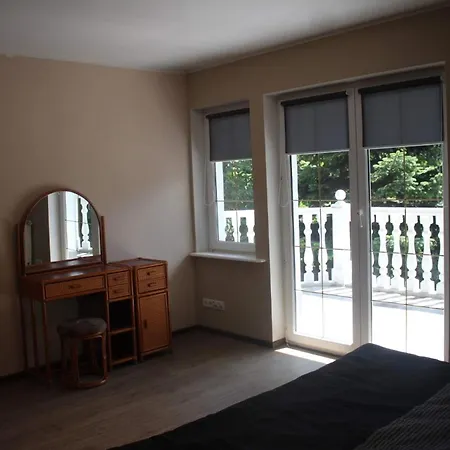 Casa de Férias Przestronny Dom Rodzinny Z Ogródkiem Szkocka