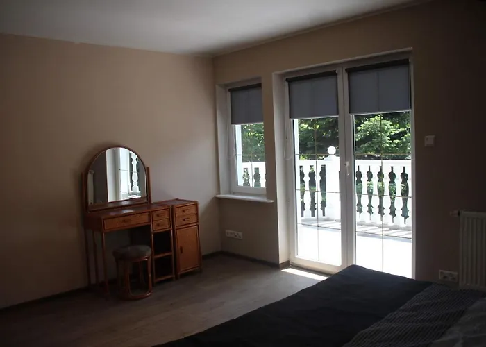Casa de Férias Przestronny Dom Rodzinny Z Ogródkiem Szkocka